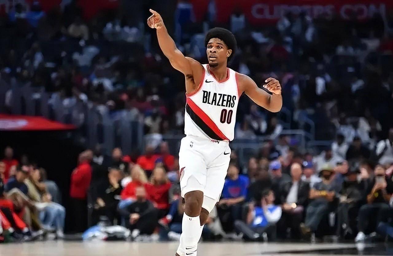 九博体育网站 -转会期NBA常规赛传出新动向,纽卡斯尔官宣签约,高层表态:气氛紧张,球探报告显示潜力(坎贝尔哪一年转会纽卡斯尔)