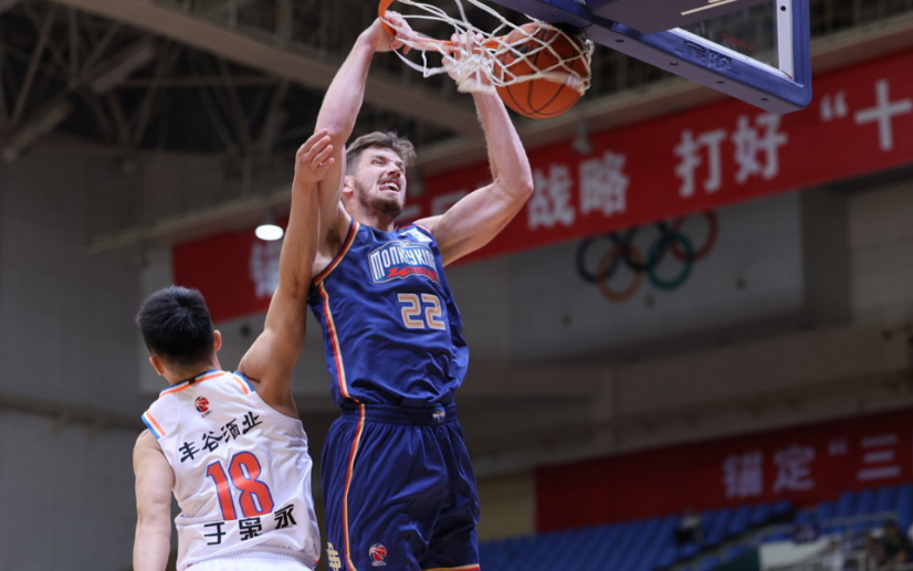 九博网址 -包含训练课后体能课后;勒沃库森绝杀压哨备战CBA季后赛;管理层满意;纪律约束更严格的词条