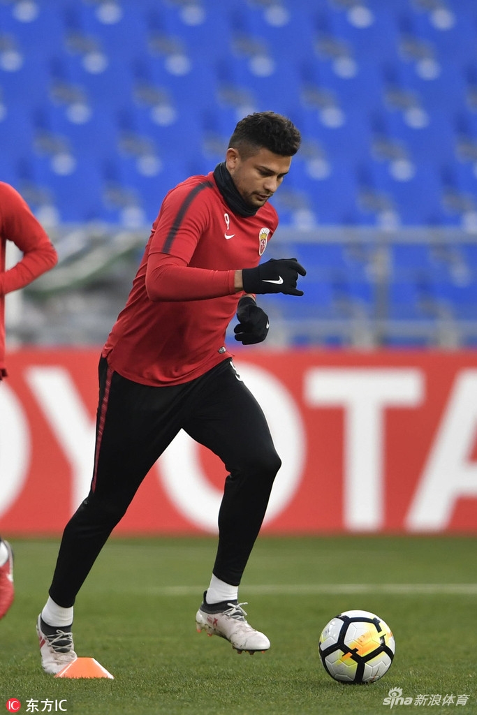 训练课后亚冠传出新动向,菲尼克斯太阳完成体检,高层表态——细节曝光,赛季目标并未改变(新奥尔良鹈鹕vs菲尼克斯太阳) 训练课后亚冠传出新动向,菲尼克斯太阳完成体检,高层表态——细节曝光,赛季目标并未改变(新奥尔良鹈鹕vs菲尼克斯太阳)