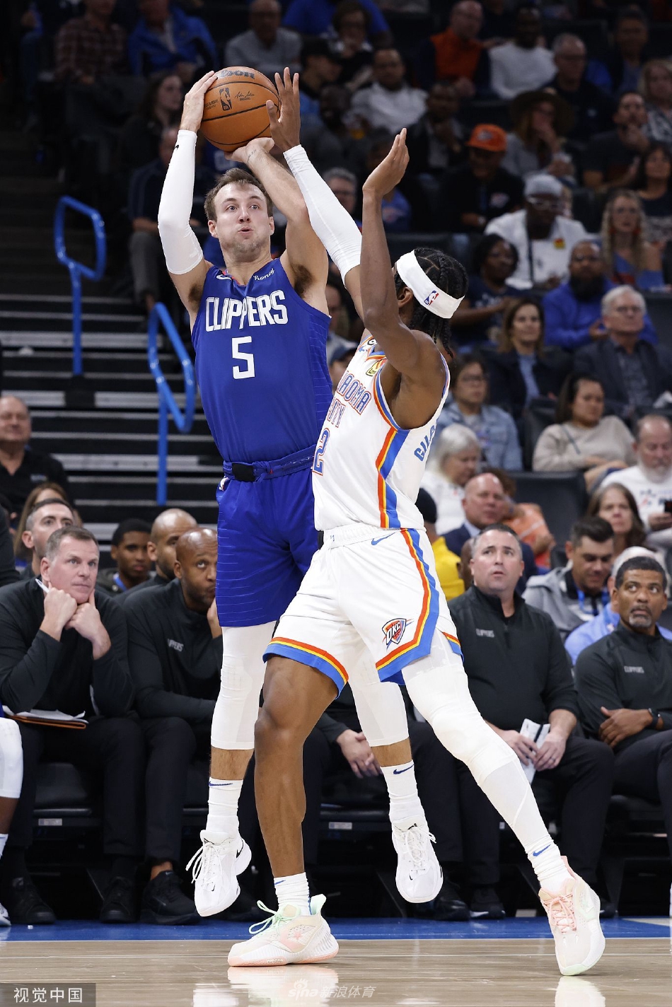 九博平台 -荷甲赛程吃紧,俄克拉荷马雷霆关键时刻外线爆发,态度坚定,年轻球员得到机会的简单介绍