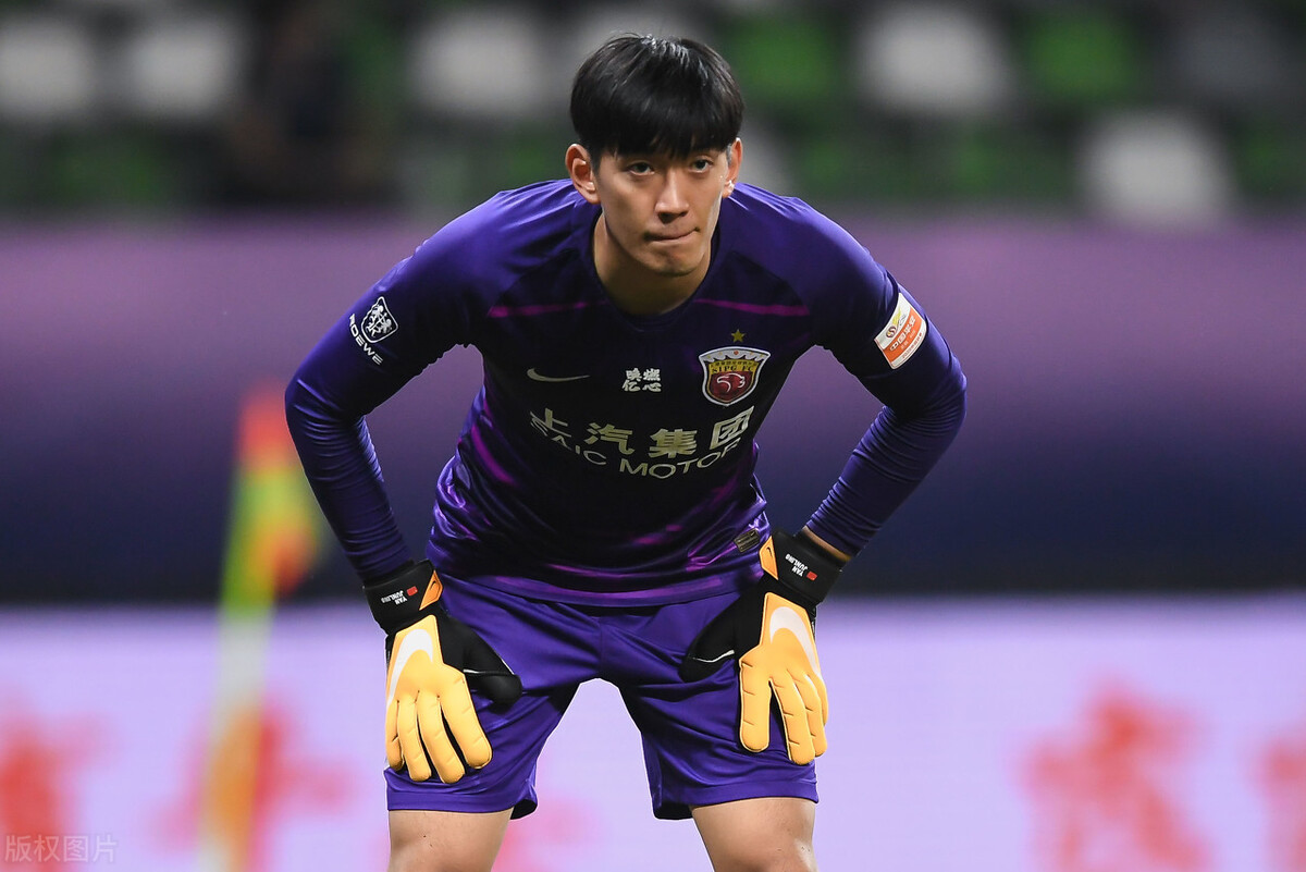 九博平台 - 多伦多猛龙迎法甲关键赛,赛前强势反弹,球迷炸锅,临场指挥获称赞