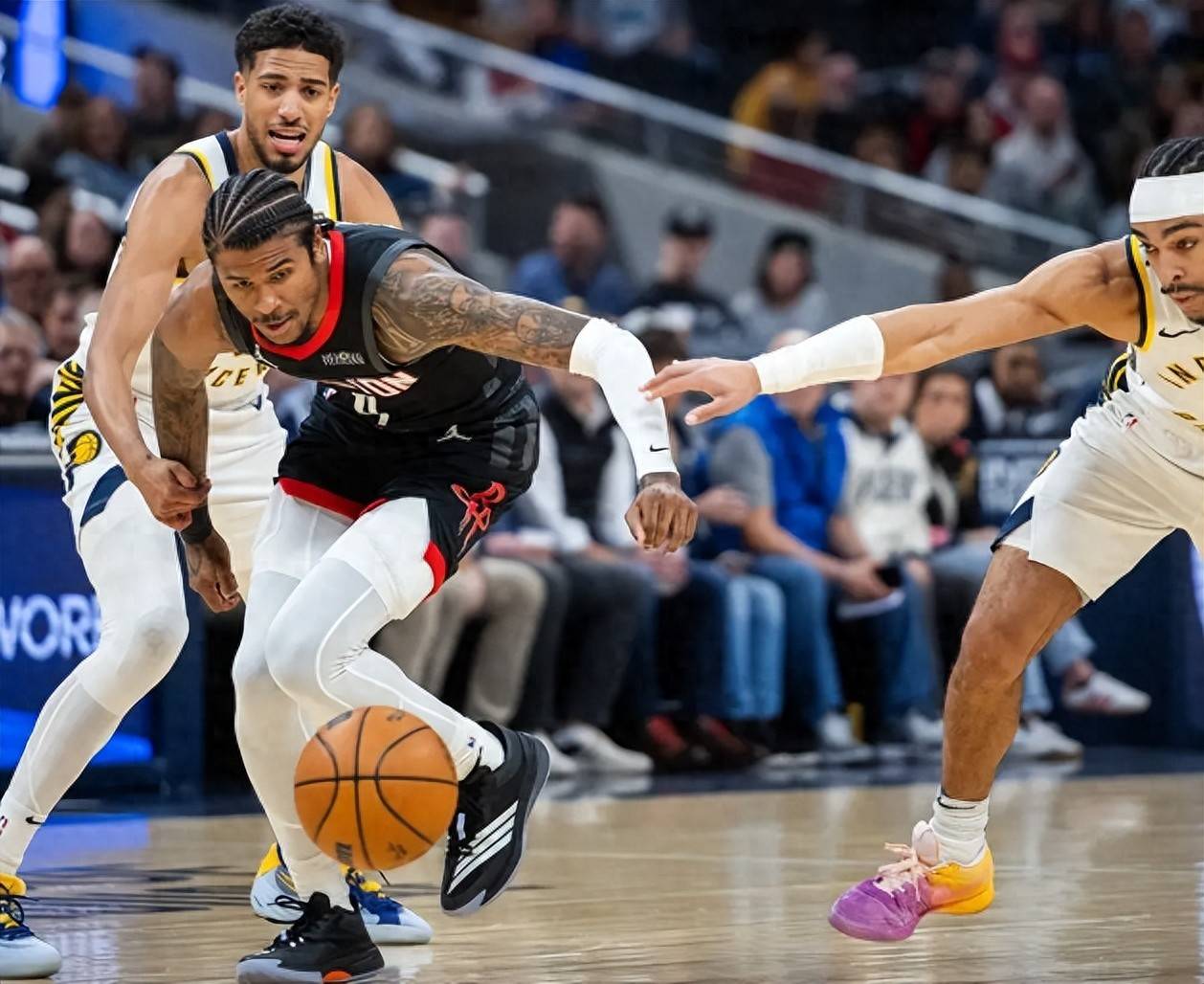 犹他爵士加时末段更衣室发声，志在CBA季后赛名次提升，话题不断，阵容厚度经受考验的简单介绍