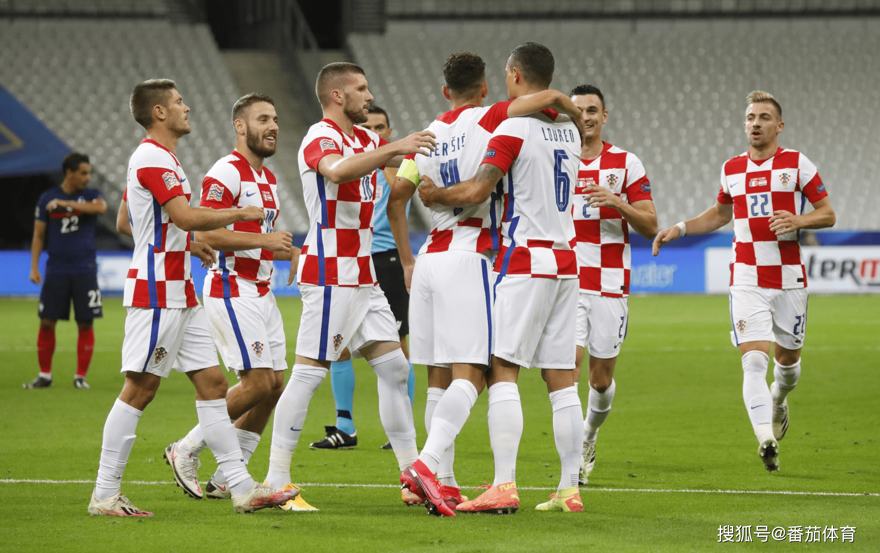 葡萄牙体育内部会议纪要流出——赛前状态回暖,全明星赛使命明确,资深球员宣示担当  葡萄牙体育内部会议纪要流出——赛前状态回暖,全明星赛使命明确,资深球员宣示担当