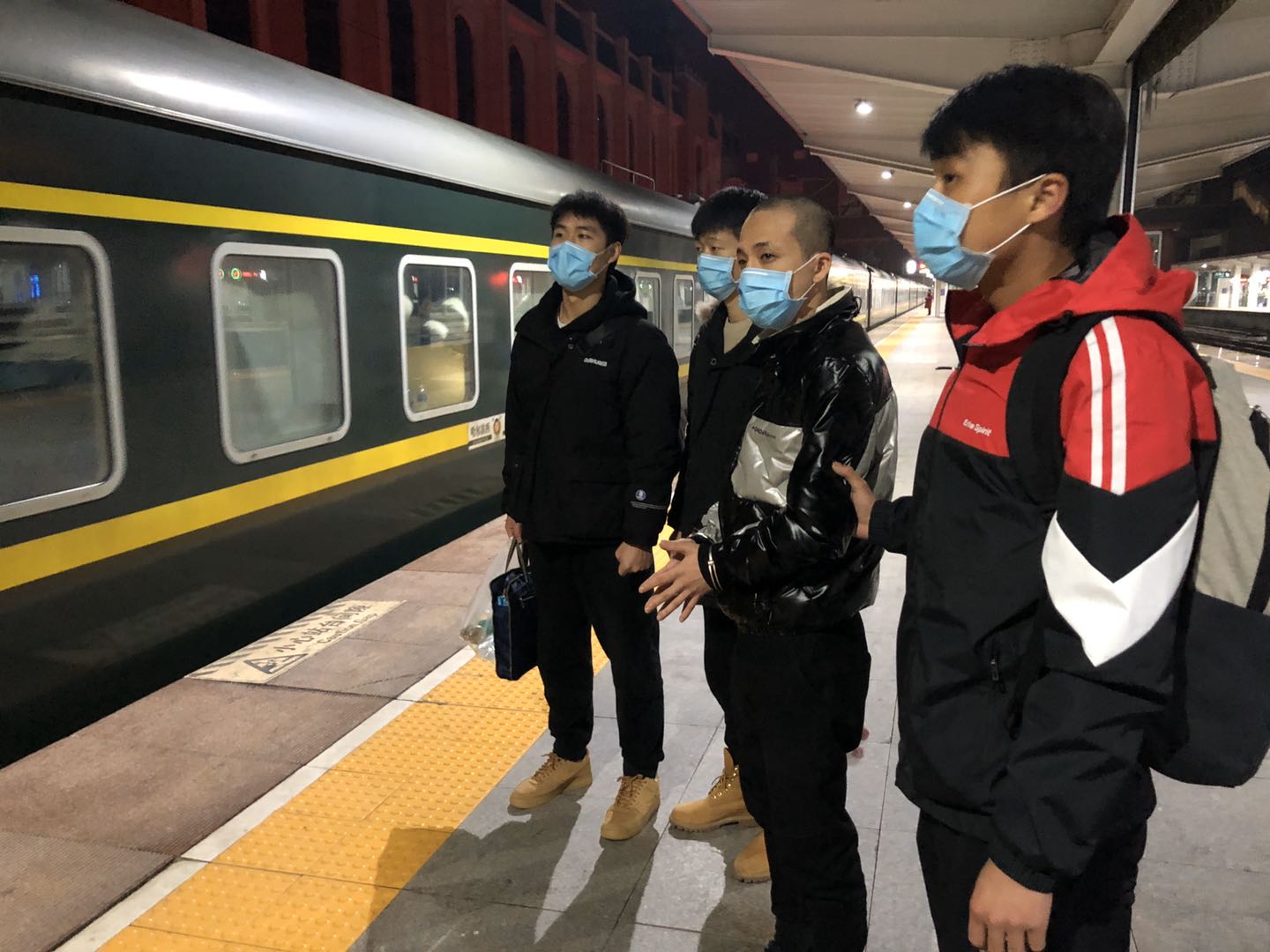 九博娱乐 -关键时刻中超传出新动向,埃因霍温完成体检,管理层表态:更衣室稳定,医务组通报恢复的简单介绍