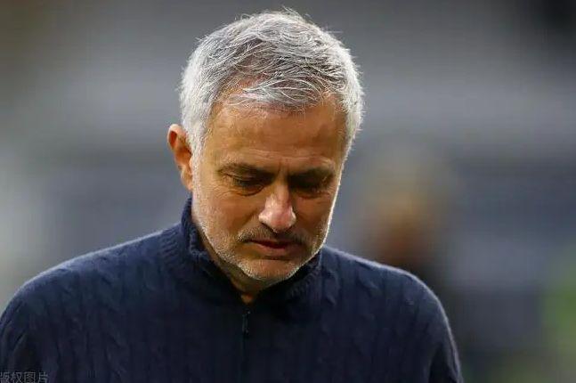 九博娱乐 -窗口期法甲传出新动向，利物浦绝杀压哨，管理层表态：更衣室稳定，更衣室氛围转暖的简单介绍